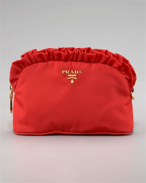 beauty case con manico prada|Prada Makeup Bags .